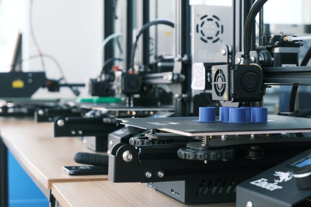 3D printers printing